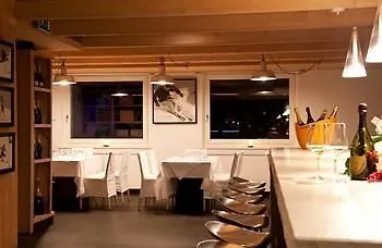 Muu Village Hotell 3*